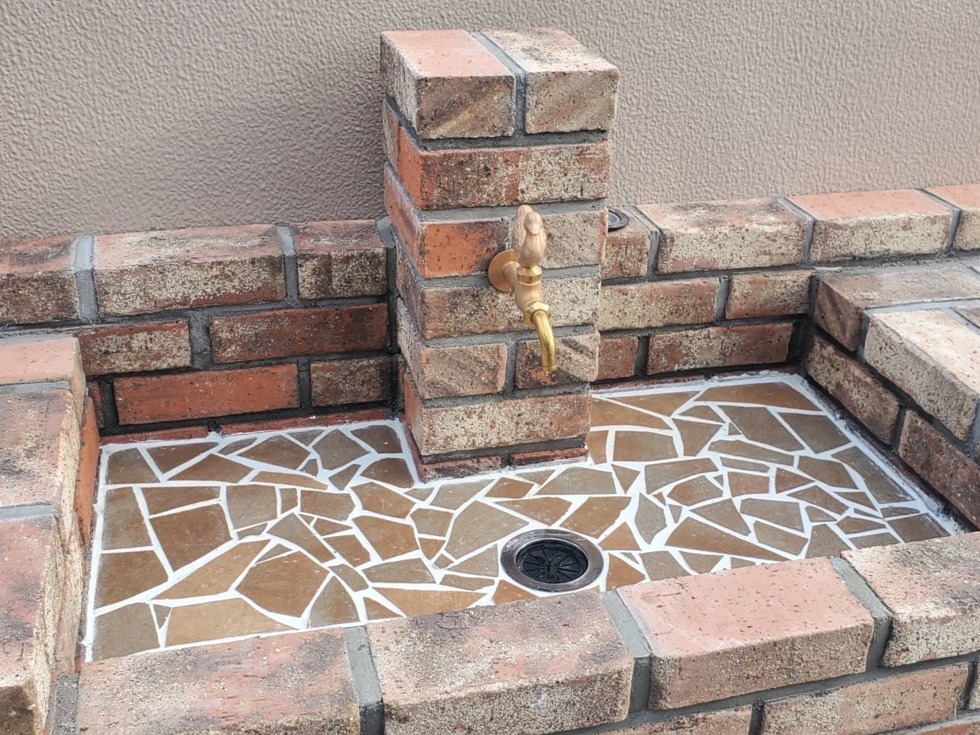 DEE82E1D-A837-4356-9B49-3FE76B9299B2